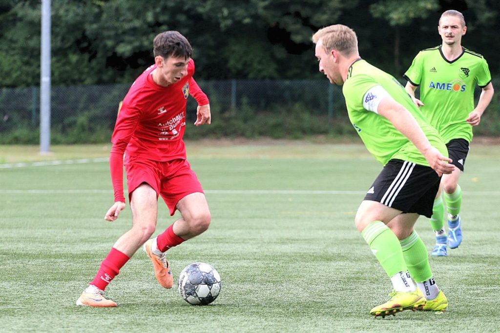 Halbes Dutzend, Verletzungsschock und ein weiterer Neuzugang: Eutin 08 II überzeugt im Testspiel 1 img 9855 @ Halbes Dutzend, Verletzungsschock und ein weiterer Neuzugang: Eutin 08 II überzeugt im Testspiel
