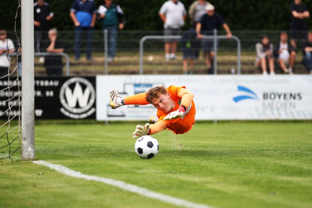 Meldorfer Straße ein gutes Pflaster für den VfB Lübeck – Regionalligist verdient im Halbfinale 1 lobeca 260338 marcel lienstaedt 20260725 @ Meldorfer Straße ein gutes Pflaster für den VfB Lübeck – Regionalligist verdient im Halbfinale