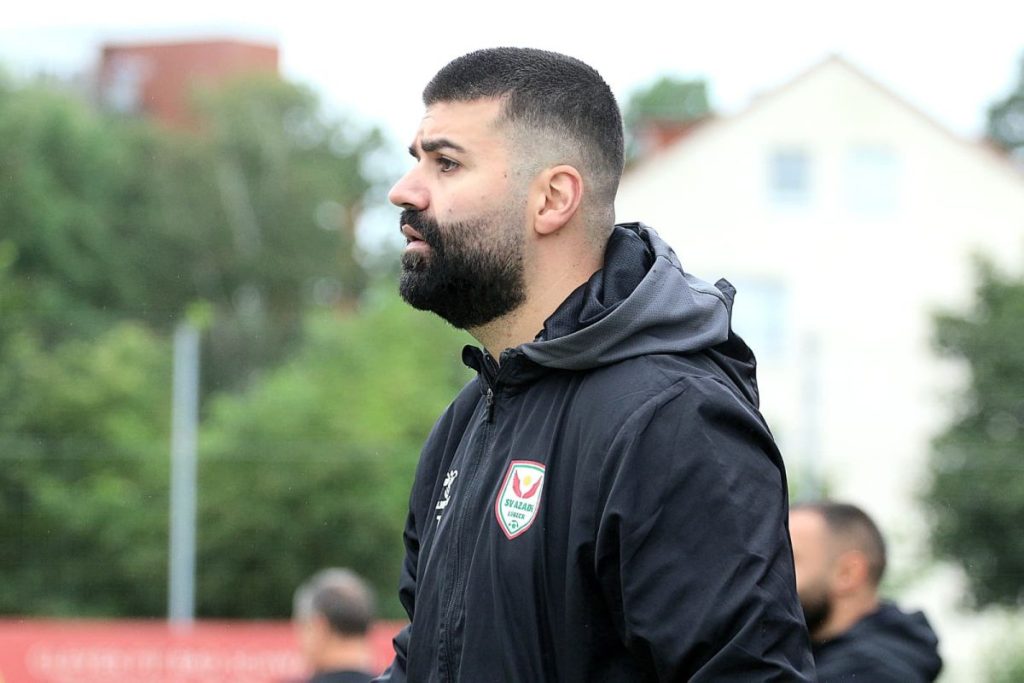 omar yassin @ Mehr Stabilität gegen den Ball: SV Azadi II möchte die Defensive stärken