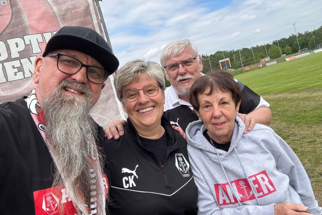 Eine Familie, ein Verein, 42 Jahre Leidenschaft: Die Geschichte der Knothes und des FC Anker Wismar 2 7a74d0bb f183 41de 8853 74139b1f @ Eine Familie, ein Verein, 42 Jahre Leidenschaft: Die Geschichte der Knothes und des FC Anker Wismar