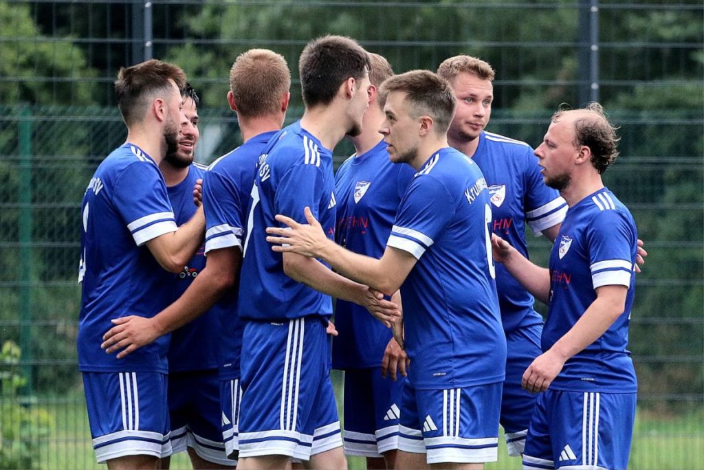 krummesse jubel @ Einwurf-Doppelpack, Ende einer Serie und Lauenburger Tabellenführer: Spektakulärer Auftakt in der Kreisliga Süd