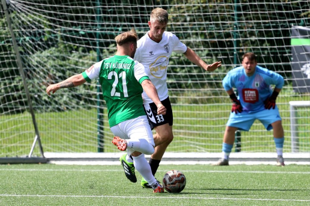 maletzki schuss @ Einwurf-Doppelpack, Ende einer Serie und Lauenburger Tabellenführer: Spektakulärer Auftakt in der Kreisliga Süd