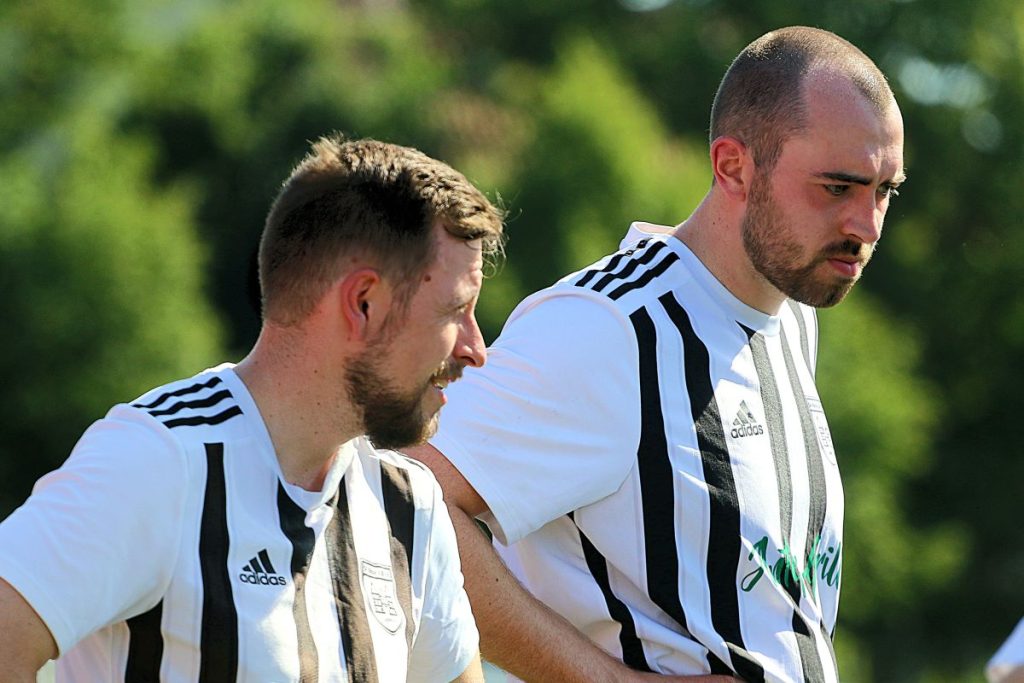 img 3420 @ Breitenfelde/Mölln beendet Sieglosserie im Lauenburg-Duell - Spielabbruch auf der Hufe