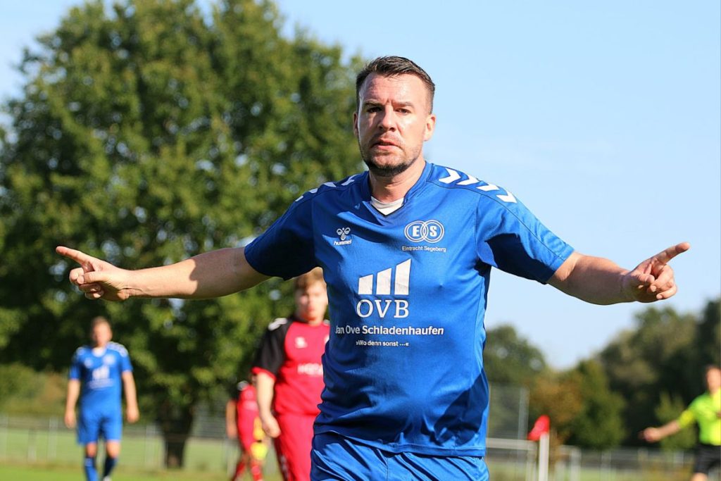 jubel marc jaeger @ Ausgleich in letzter Sekunde! Torwart Lukas Franz wird zum Helden