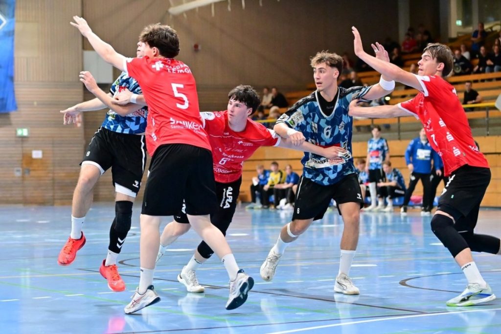 massive abwehr von lemgo foto alexandra frank @ Lübecker schrammen in Bundesliga gegen Tabellenführer an Sensation vorbei