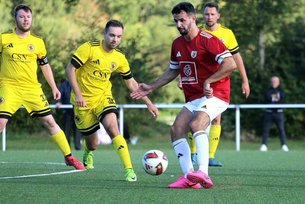 nrecaj am ball @ „Das Einzige, was ihn aufhalten kann, ist der Abpfiff“ - Enrik Nrecaj macht den Unterschied